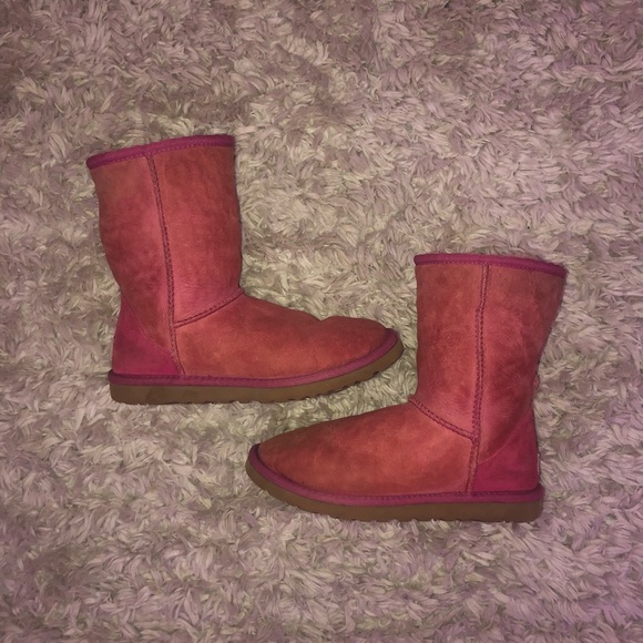 UGG Boots - Picture 2 of 7